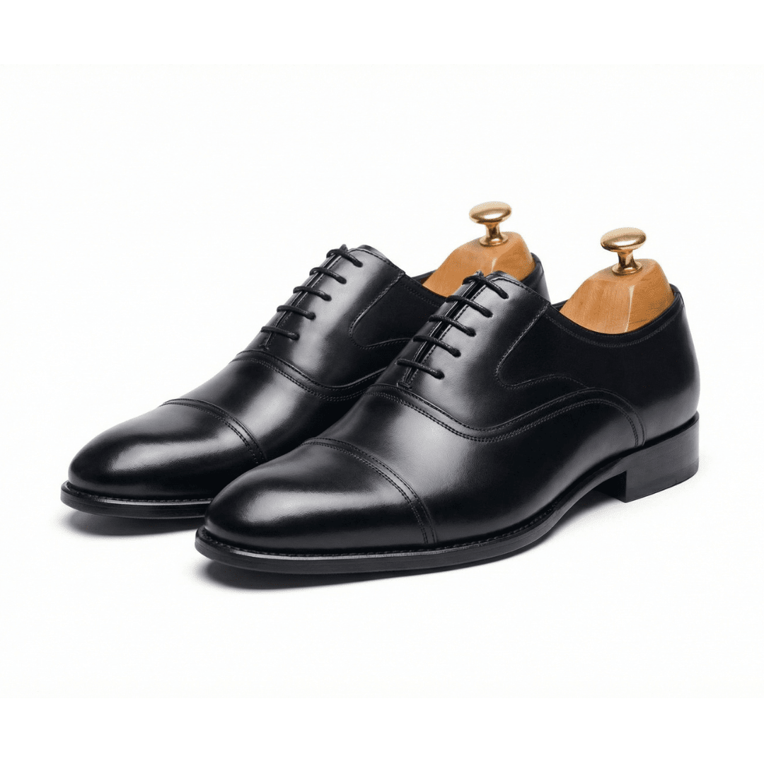 Le Richelieu "L'Exécutif" - Cuir Noir à Bout Droit - NEVISSE